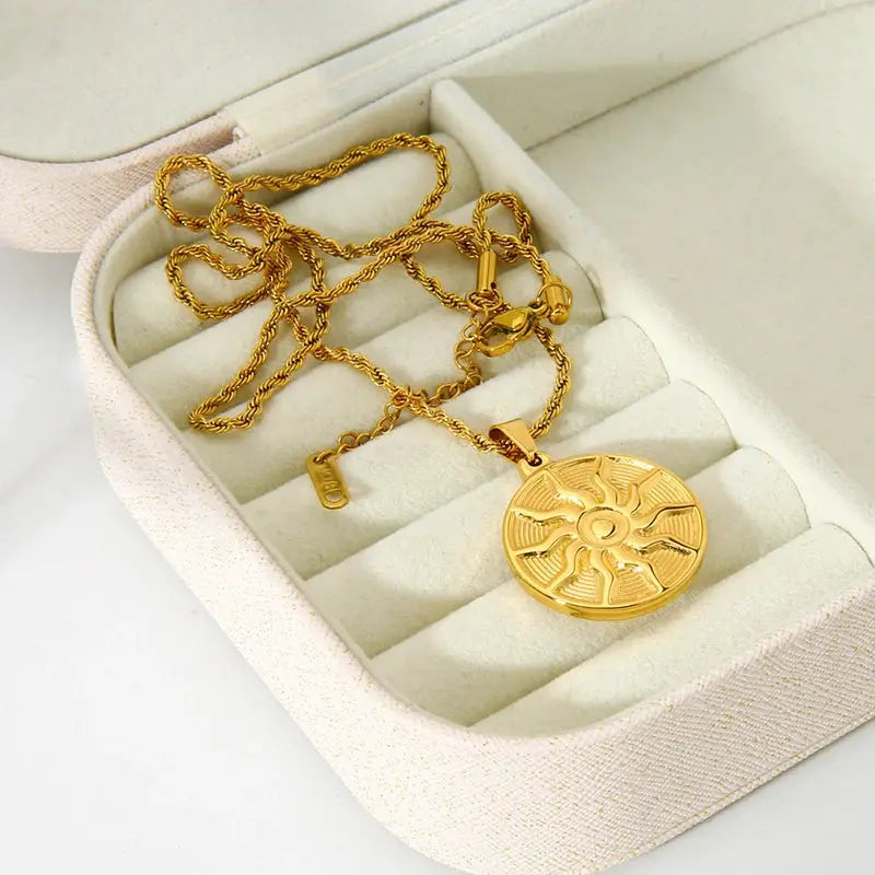 Collier Soleil Doré Espace Astronomie Espace Astronomie