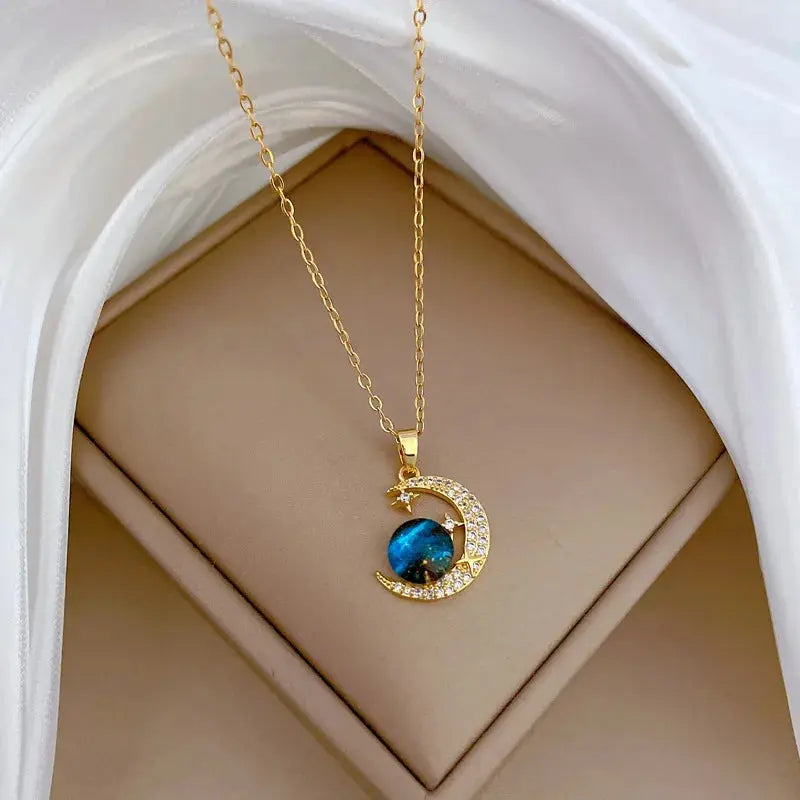 Collier Croissant de Lune