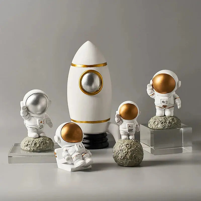 Figurine Fusée Astronaute Espace Astronomie    Espace Astronomie