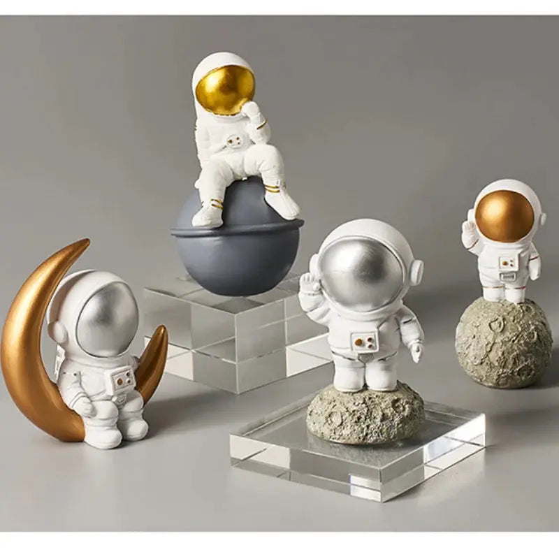 Figurine Fusée Astronaute Espace Astronomie    Espace Astronomie