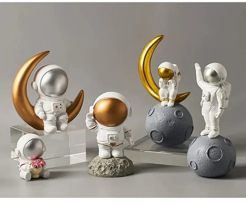 Figurine Fusée Astronaute Espace Astronomie    Espace Astronomie